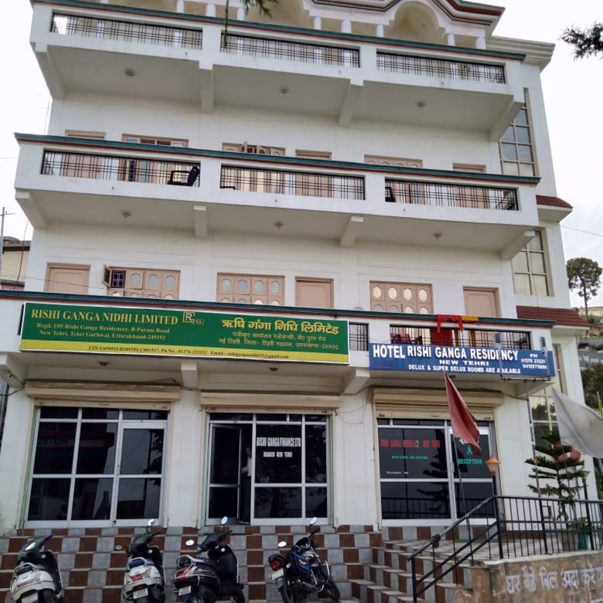 Rishi Ganga Hotel