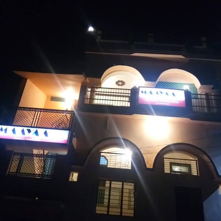 Maayaa Inn